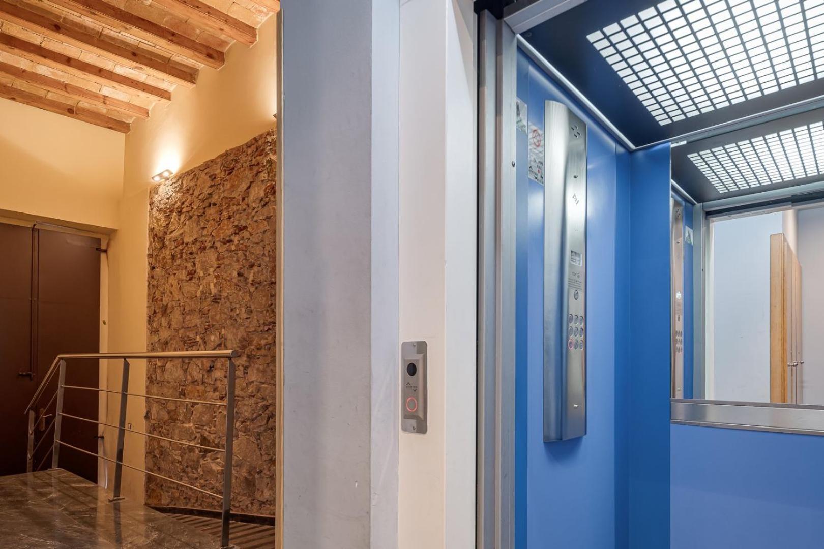 Guestready - Bright Home Near Montjuic Barcellona Esterno foto